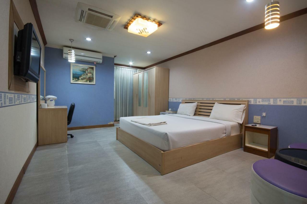 Khon Kaen Ruenrom Hotel Exteriér fotografie